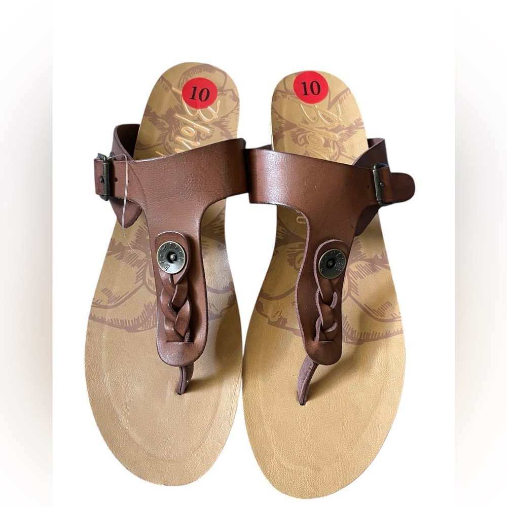 Blowfish malibu brown Y Leather Strap flat Sandals
